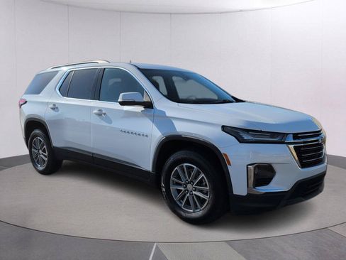 Used 2022 Chevrolet Traverse LT FWD image 7