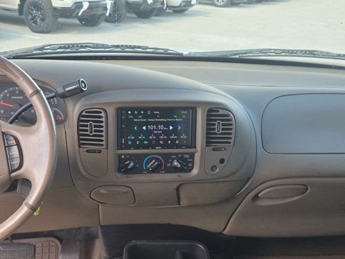 Used 2001 Ford F150 2WD SuperCab image 17