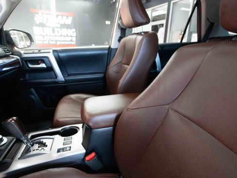 Used 2023 Toyota 4Runner Limited image 10