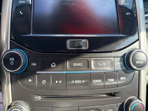 Used 2014 Chevrolet Malibu LT FWD image 17