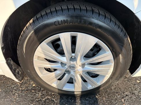 Used 2025 Nissan Sentra S FWD image 38