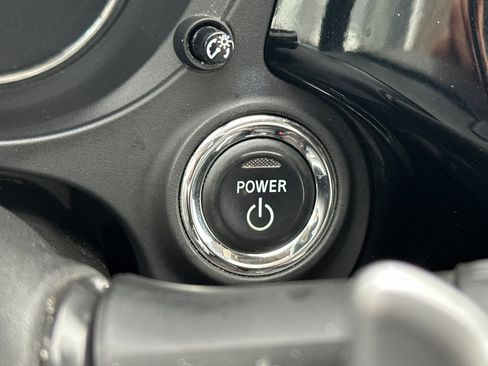 Used 2018 Mitsubishi Outlander GT image 24