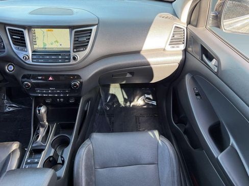 Used 2016 Hyundai Tucson Limited AWD/4WD image 29