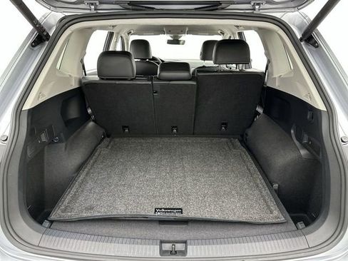 Certified 2024 Volkswagen Tiguan SE image 23