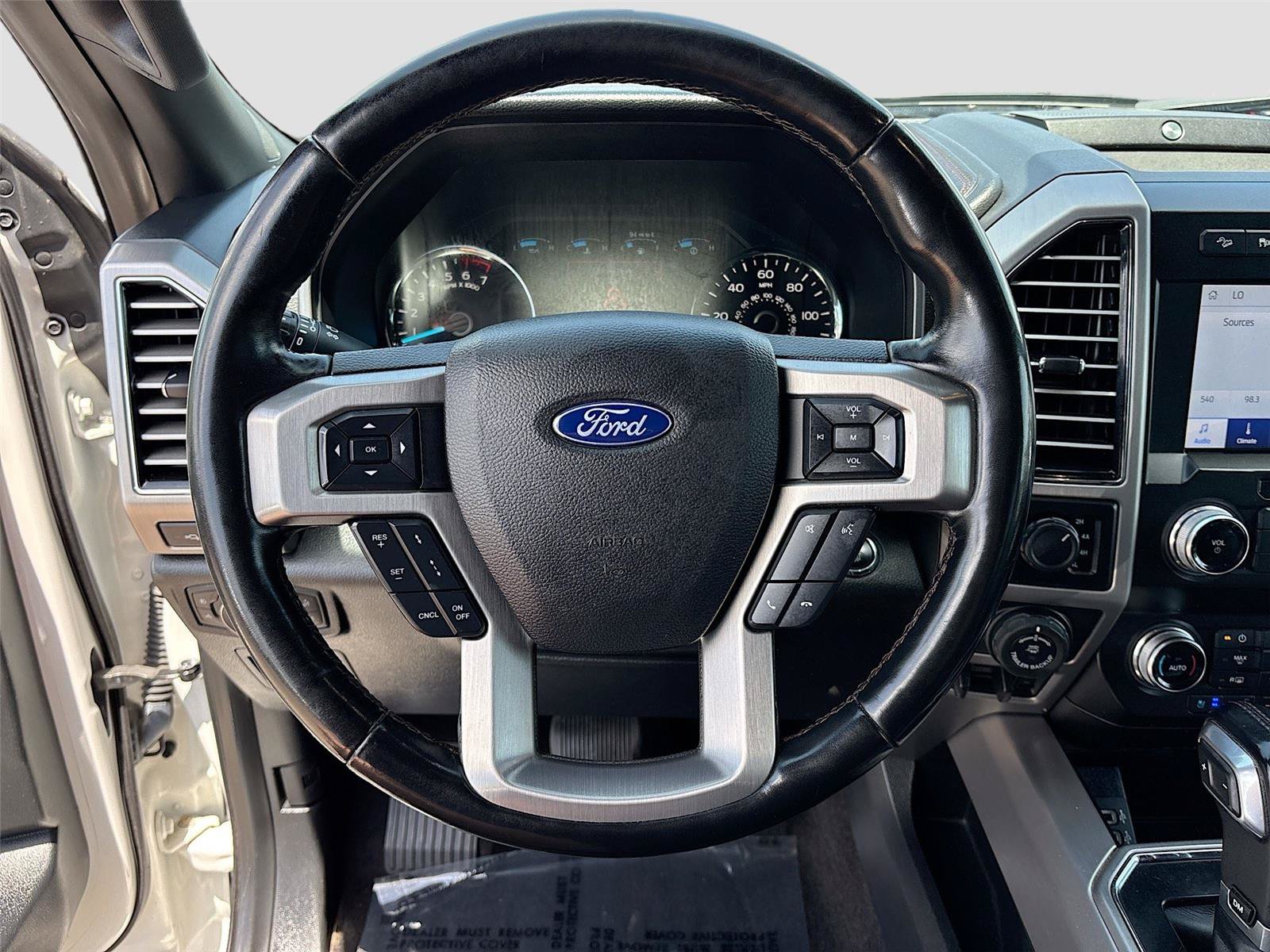 Used 2020 Ford F150 Platinum w/ Equipment Group 701A Luxury AWD/4WD image 11
