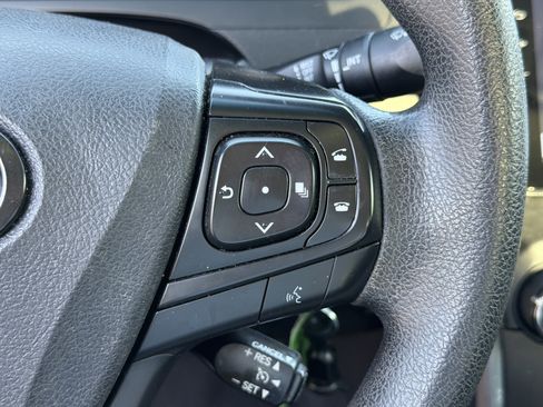 Used 2015 Toyota Camry LE FWD image 23