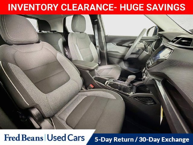 Used 2023 Chevrolet TrailBlazer LT w/ Convenience Package FWD image 33