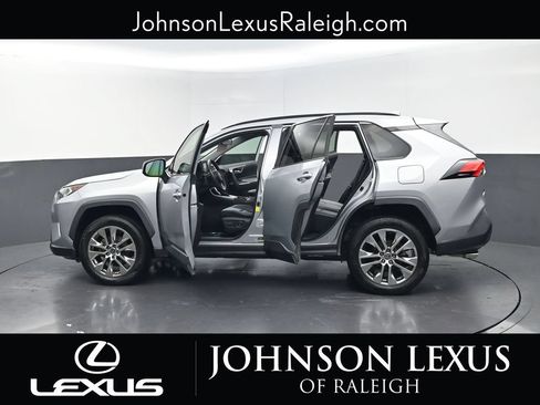 Used 2021 Toyota RAV4 XLE Premium AWD/4WD image 35