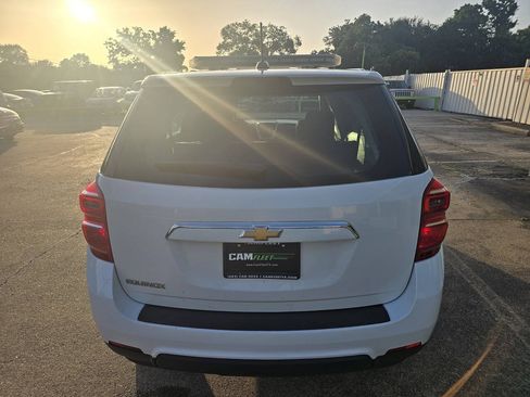Used 2017 Chevrolet Equinox LS AWD/4WD image 13