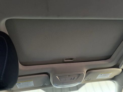 Used 2018 Ford Focus SEL FWD image 20