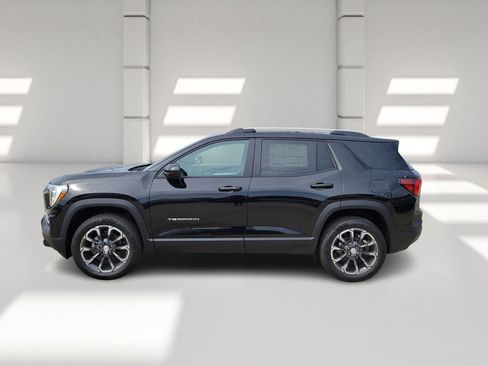 New 2026 GMC Terrain Elevation w/ Elevation Premium Package image 4