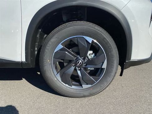 New 2026 Nissan Rogue SV AWD/4WD image 8