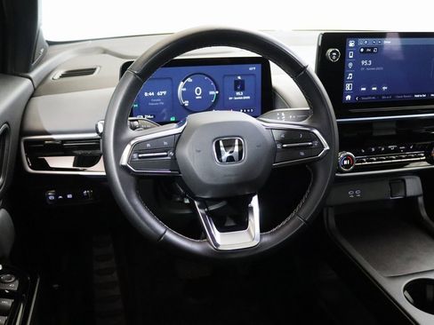 Used 2025 Honda Prologue Touring image 12