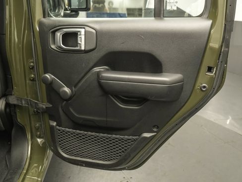 Used 2021 Jeep Wrangler Unlimited Sport AWD/4WD image 36