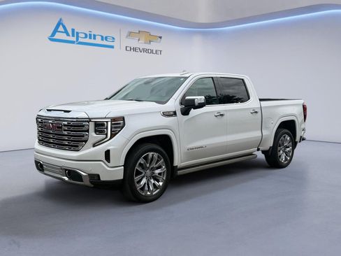 Used 2024 GMC Sierra 1500 Denali w/ Denali Reserve Package AWD/4WD image 1