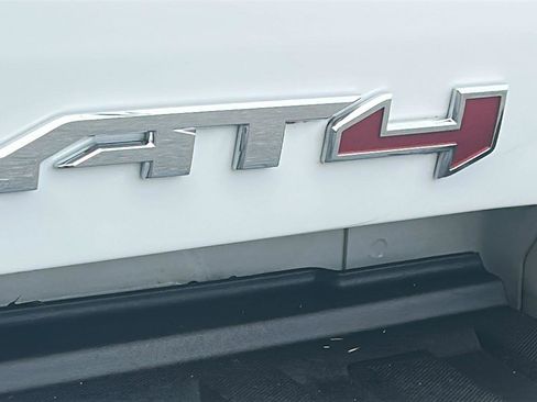 Certified 2022 GMC Canyon AT4 w/ Trailering Package image 8