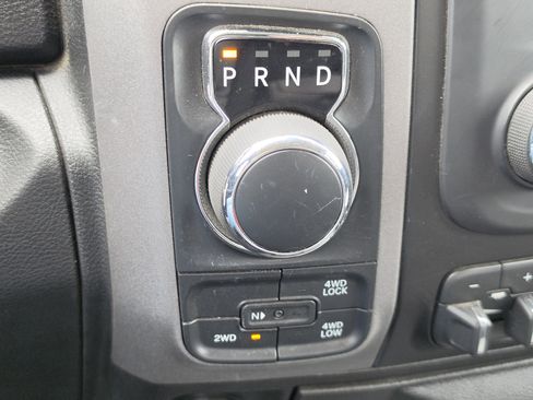 Used 2023 RAM 1500 4x4 Crew Cab Classic image 22