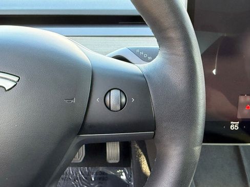 Used 2023 Tesla Model 3 Standard Range RWD image 30
