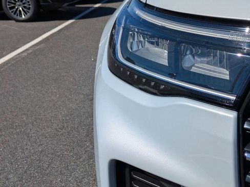 New 2026 Ford Explorer Active image 9