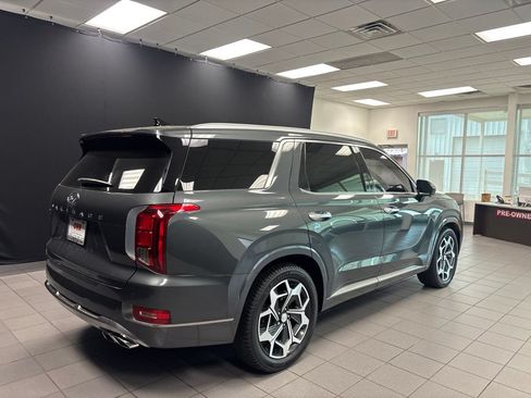 Used 2022 Hyundai Palisade Calligraphy w/ Cargo Package FWD image 3