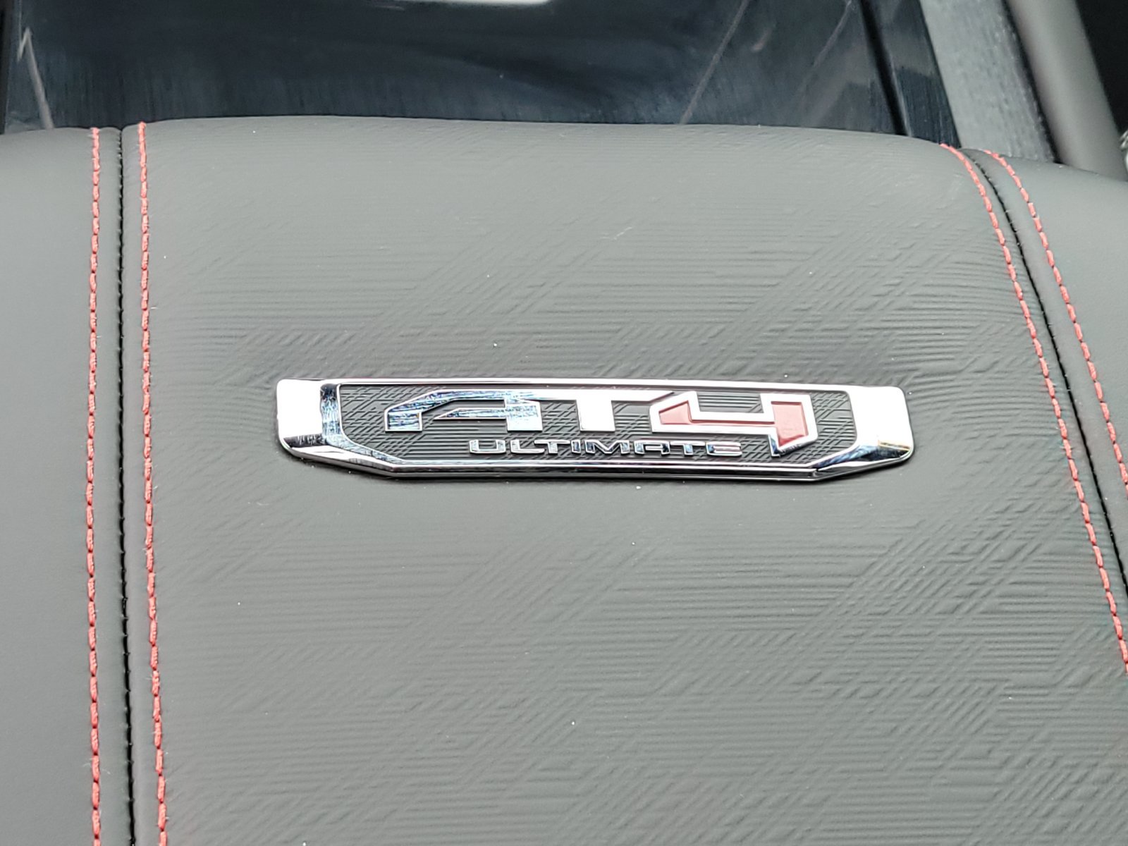 Used 2026 GMC Yukon AT4 Ultimate AWD/4WD image 15