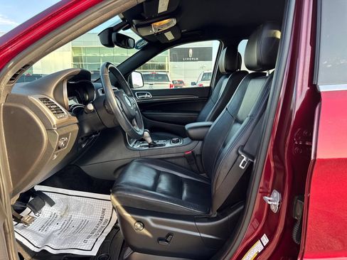 Used 2018 Jeep Grand Cherokee Limited AWD/4WD image 31