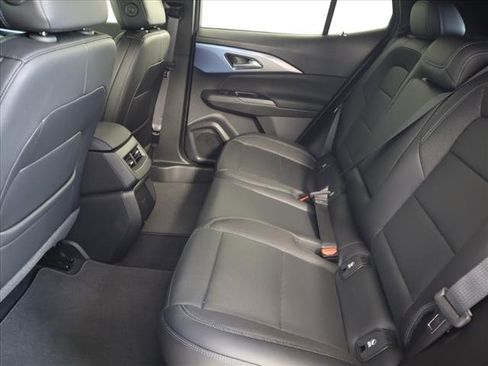 New 2024 Chevrolet Equinox EV LT image 15