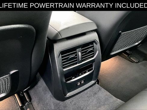 Used 2023 BMW i4 eDrive35 RWD image 31