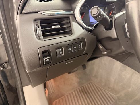 Used 2015 Chevrolet Impala LTZ image 17
