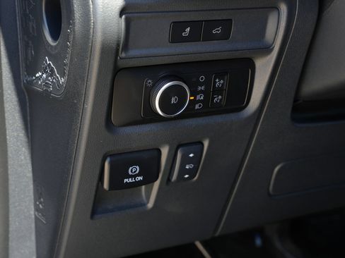 Used 2024 Ford Expedition Max Limited RWD image 18