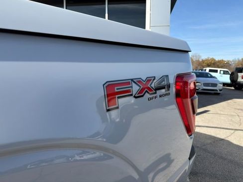 Used 2022 Ford F150 XLT w/ Equipment Group 302A High image 11