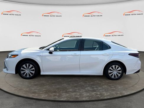 Used 2021 Toyota Camry LE w/ Cold Weather Package FWD image 7