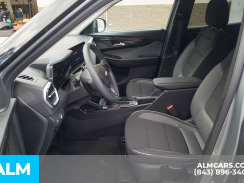 Used 2025 Chevrolet TrailBlazer LT image 15