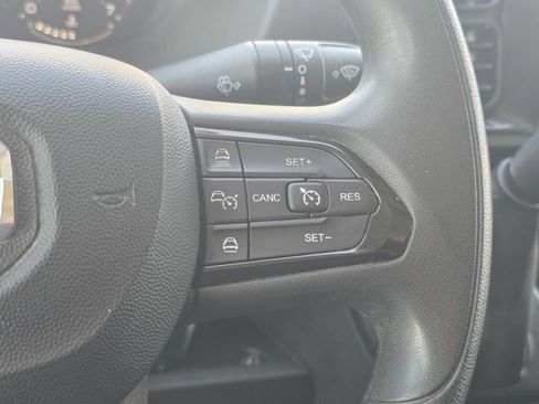 Used 2025 RAM ProMaster 2500 w/ Convenience Group FWD image 34