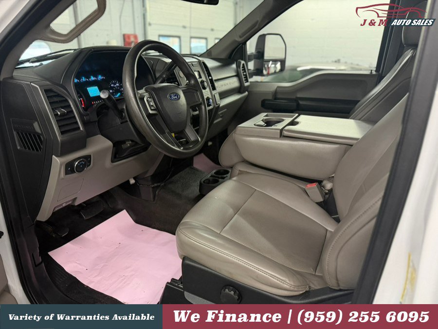 Used 2019 Ford F250 XL w/ XL Decor Group AWD/4WD image 18