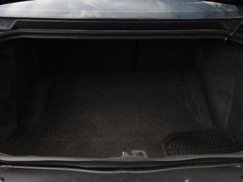 Used 2017 Dodge Challenger R/T image 15