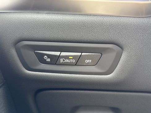 Used 2026 BMW X5 xDrive40i w/ Climate Comfort Package image 19