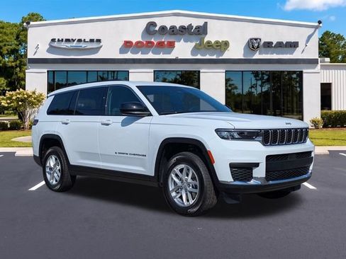 New 2026 Jeep Grand Cherokee L 2WD image 2