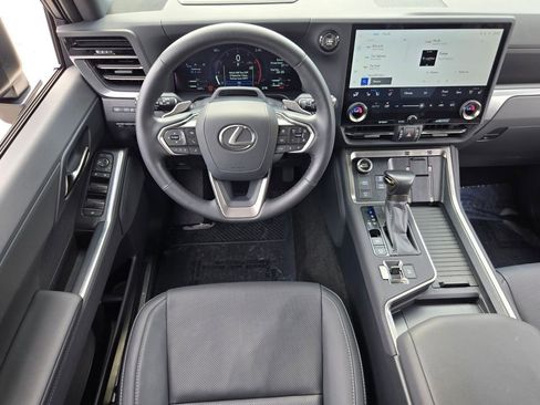 Used 2024 Lexus GX 550 w/ Accessory Package (Z1) image 13