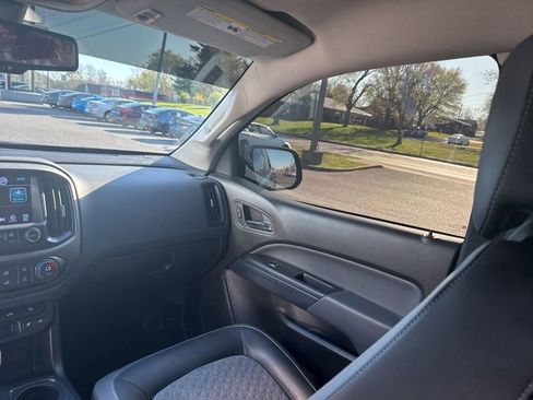 Used 2016 Chevrolet Colorado Z71 image 15