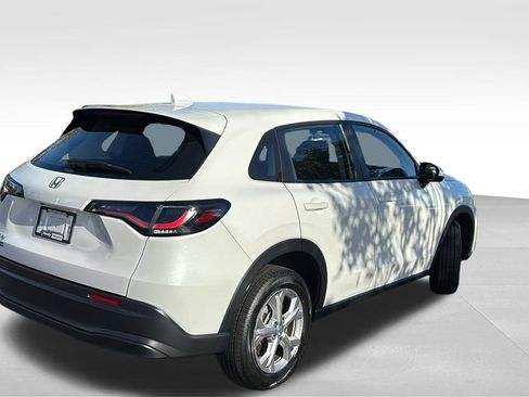 Used 2025 Honda HR-V LX image 7