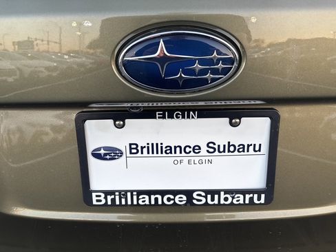 New 2025 Subaru Outback Limited image 9