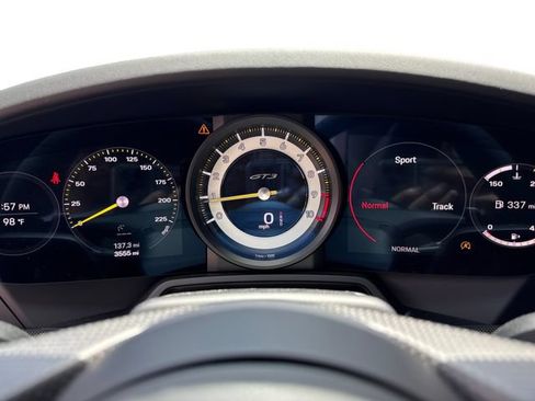 Used 2022 Porsche 911 GT3 RWD image 13