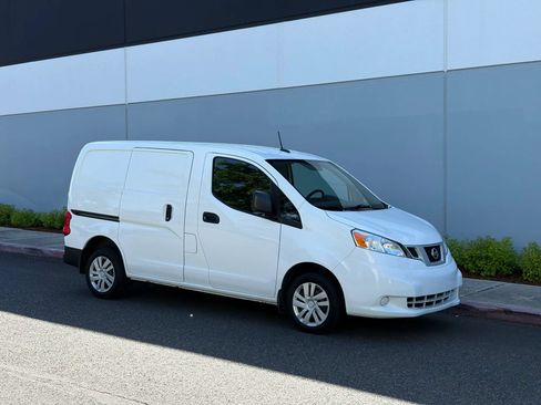 Used 2020 Nissan NV200 S FWD image 6