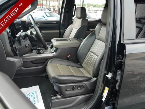 Used 2022 Chevrolet Silverado 1500 ZR2 w/ Technology Package AWD/4WD image 6