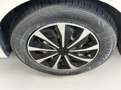Used 2018 Kia Forte LX w/ LX Popular Package FWD image 11