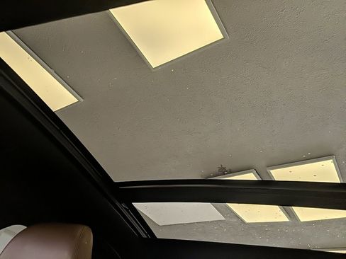 Used 2023 Lincoln Nautilus Reserve image 30