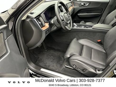 Certified 2023 Volvo XC60 B5 Ultimate w/ Climate Package AWD/4WD image 11