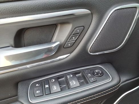 Used 2020 RAM 1500 Laramie image 17