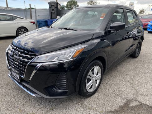 Used 2024 Nissan Kicks S FWD image 2